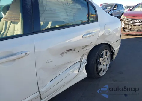 2009 Honda Civic Lx z USA, uszkodzony, nr VIN 2HGFA16559H348385